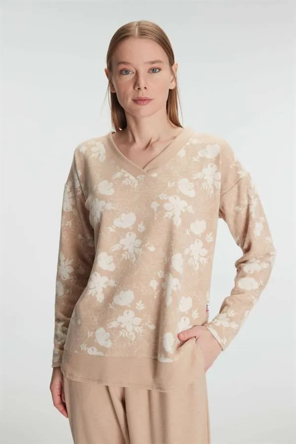 Bej Jakarlı Uzun Kollu V Yaka Kadın Pijama Takımı