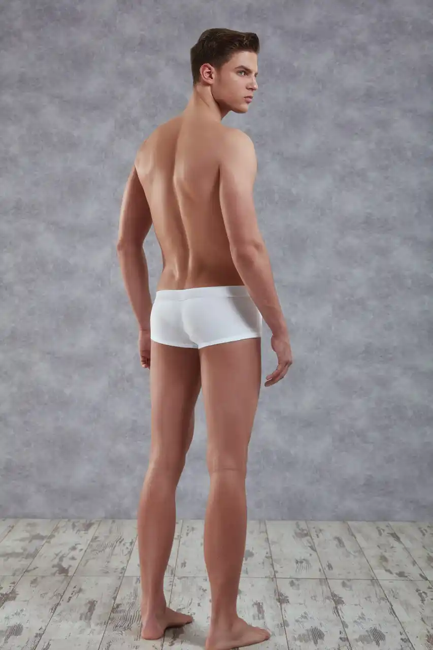Erkek Pamuklu Beyaz Torbalı Mini Paça Boxer 