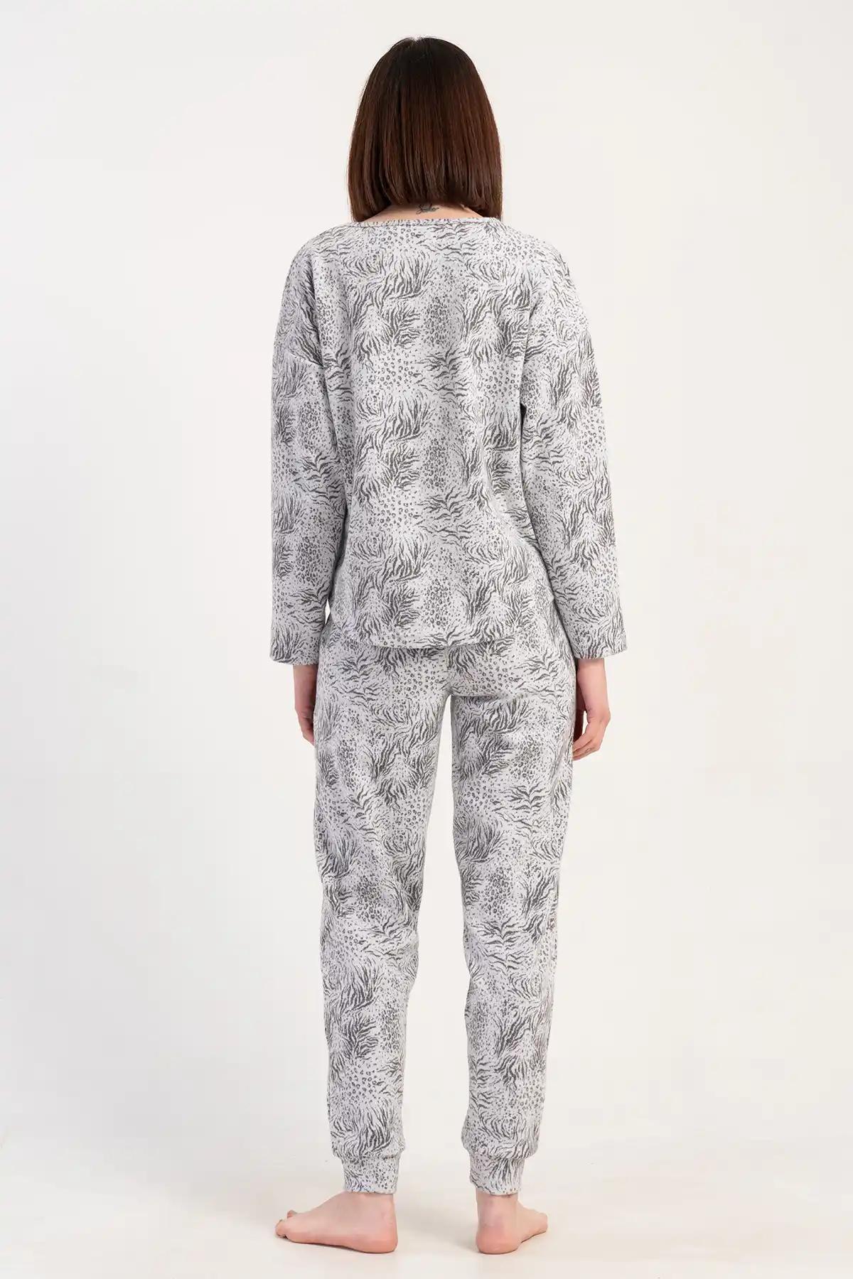 Kadın Büyük Beden Jakarlı Gri Desenli Uzun Kollu Cepli Pijama Takım 