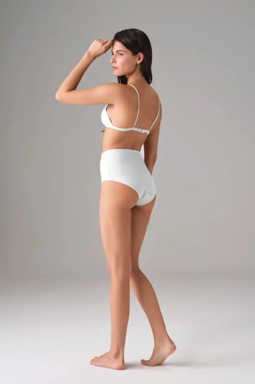 Kadın Pamuklu Beyaz Dikişsiz Korse Slip Külot