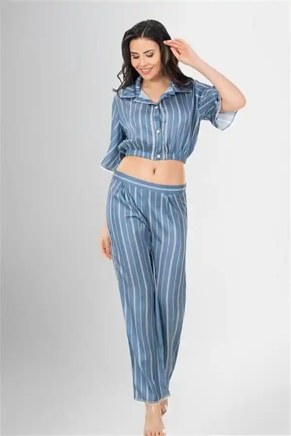 Mavi Çizgili Saten Kısa Kollu Kadın Pijama Takımı