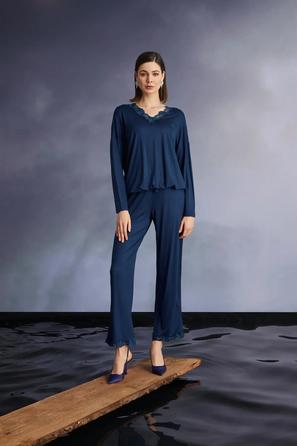 Dantelli ve Bağcık Detaylı Lacivert Pijama Takımı