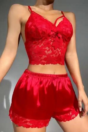 Kırmızı Saten Dantelli Büstiyer İnce Askılı Şortlu Fantezi Takım