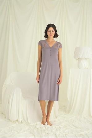 Kolu Omzu ve Yakası Dantelli Önü Düğmeli Gri Gecelik