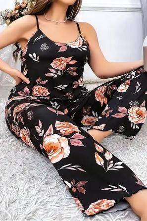 Siyah Saten İp Askılı Çiçek Desenli Kadın 2 li Pijama Takımı