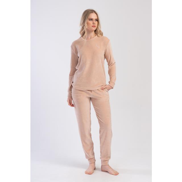 Kadın Kadife O Yaka Uzun Kol Cepli Pijama Takım Kadın Kadife O Yaka Uzun Kol Cepli Pijama Takım