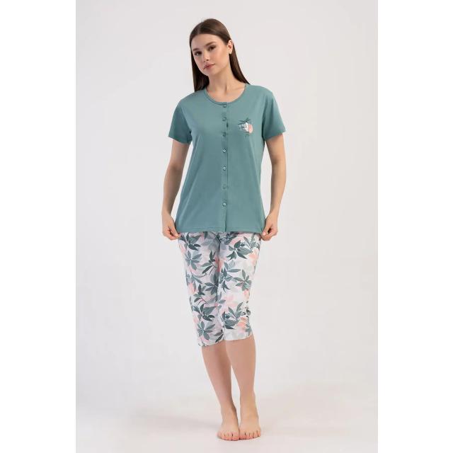 Kadın Süprem Yeşil Desenli Önü Düğmeli Kapri Pijama Takım Kadın Süprem Yeşil Desenli Önü Düğmeli Kapri Pijama Takım