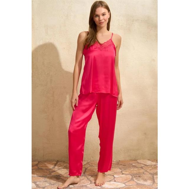 Pembe Saten Çiçek Baskılı Dantelli Kadın Sabahlık Atlet ve Pantolon Pijama 3lü Takım 