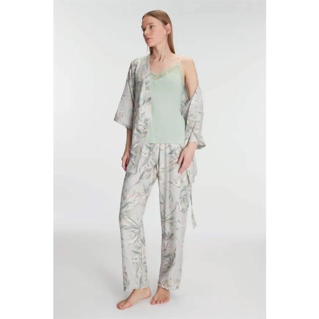 Sabahlık Atlet ve Pantolon Takım Pamuklu Pijama Set Sabahlık Atlet ve Pantolon Takım Pamuklu Pijama Set